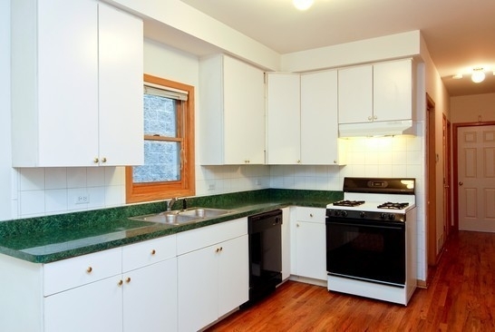 2. Kitchen (546x366).jpg