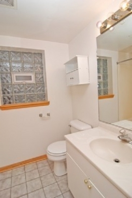 4. Bathroom (245x366) (245x366).jpg