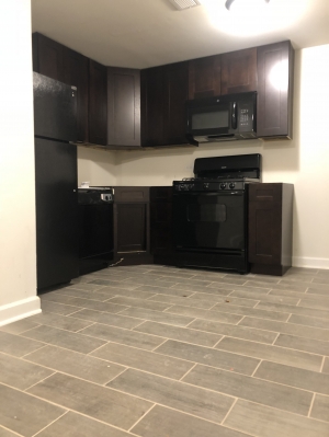 4054 bw kitchen.jpg